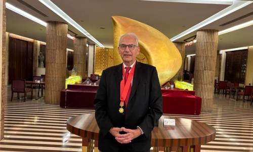 Hans-Martin Hinz mit dem “Chinese Friendship Award”