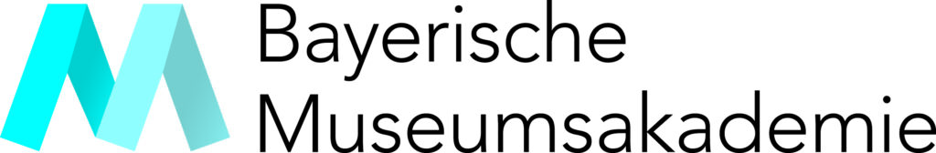 Logo der Bayerischen Museumsakademie mit stilisiertem blauen M