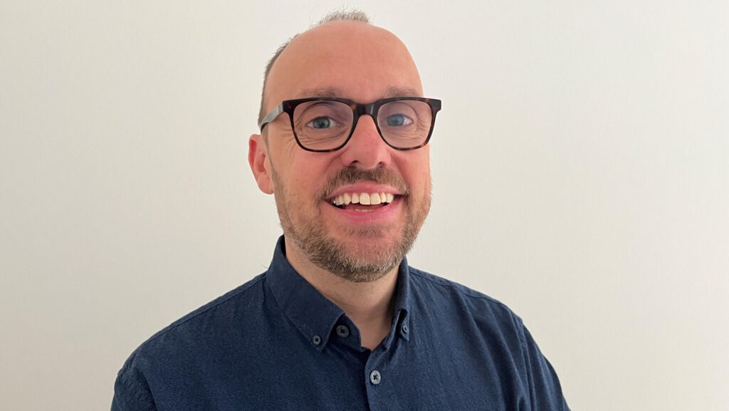 Dr. Dominik Hünniger